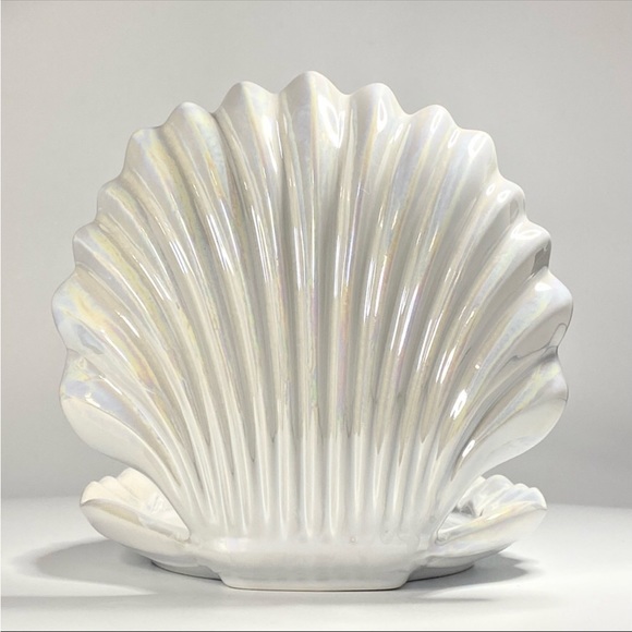 HOLIDAY SPECIAL- CLAM SHELL 3-Wick Candle Holder: Bath & Body Works - Picture 4 of 15